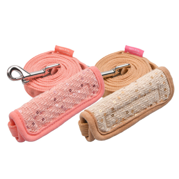 Milena Leash